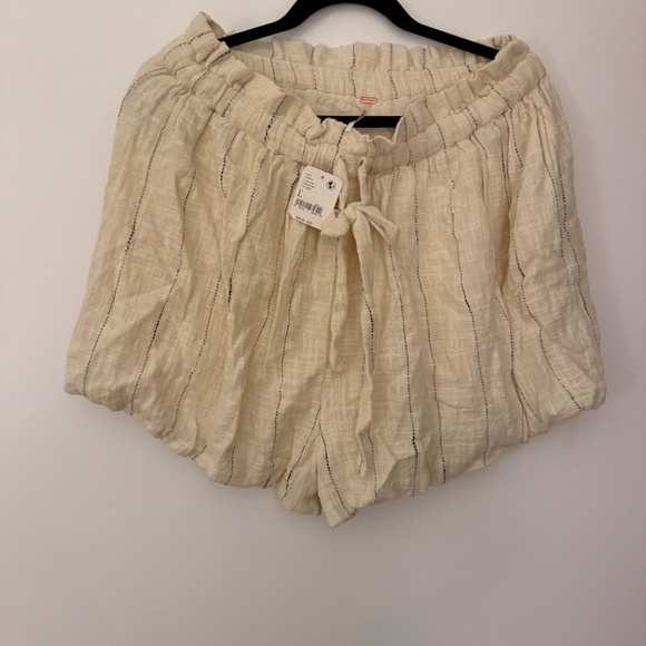 Erykah Short - Free People - High rise balloon short - Picture 3 of 5